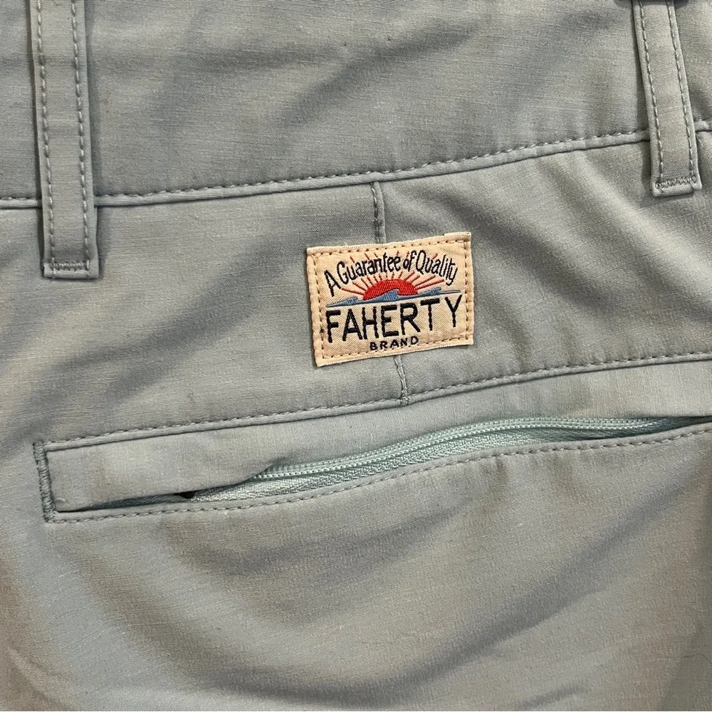 Faherty light blue all day shorts tie inside waist size 28